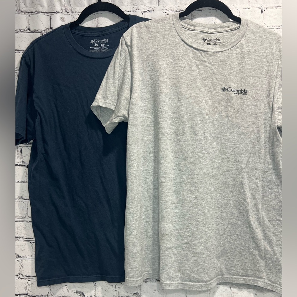 Men’s Columbia Black and Gray Short Sleeve Tees (2)
